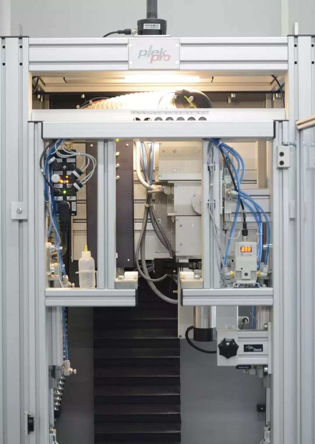 卡马|理工男眼里的吉他，是什么模样？