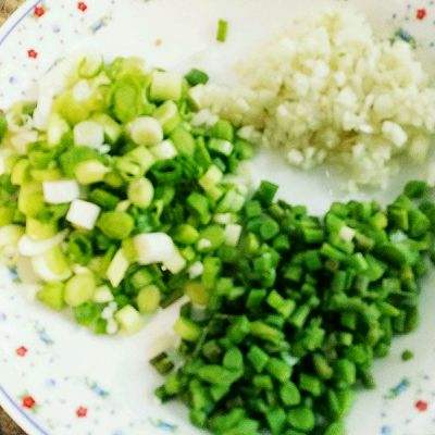 鸡翅蒸一下再煎,鸡翅怎么做盐焗鸡翅