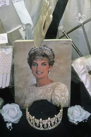 皇室奢侈品皇冠,世界最奢侈的皇冠