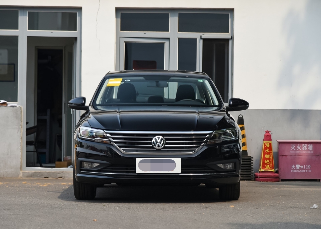 9万多自动挡,朗逸中控大屏哪个牌子好