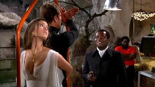 影史十大美人,盘点25位邦女郎