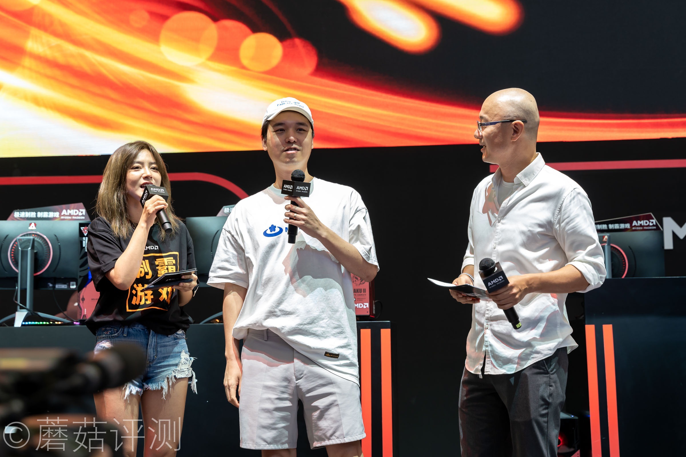 又有啥好玩的？蘑菇带你逛ChinaJoy2021，硬件、车和漂亮的小姐姐