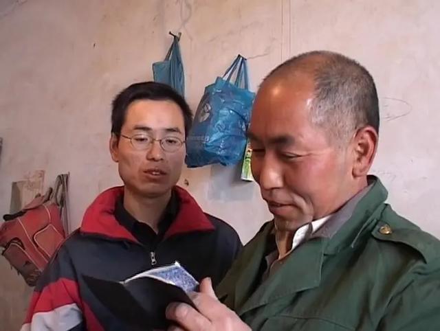 贫穷父亲如何把下一代教育成穷人 (因为贫穷而伟大的父爱)