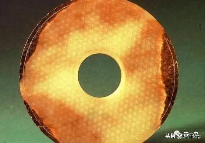 古玉孔道内外包浆沁色一致,古玉有沁色好还是无沁色好