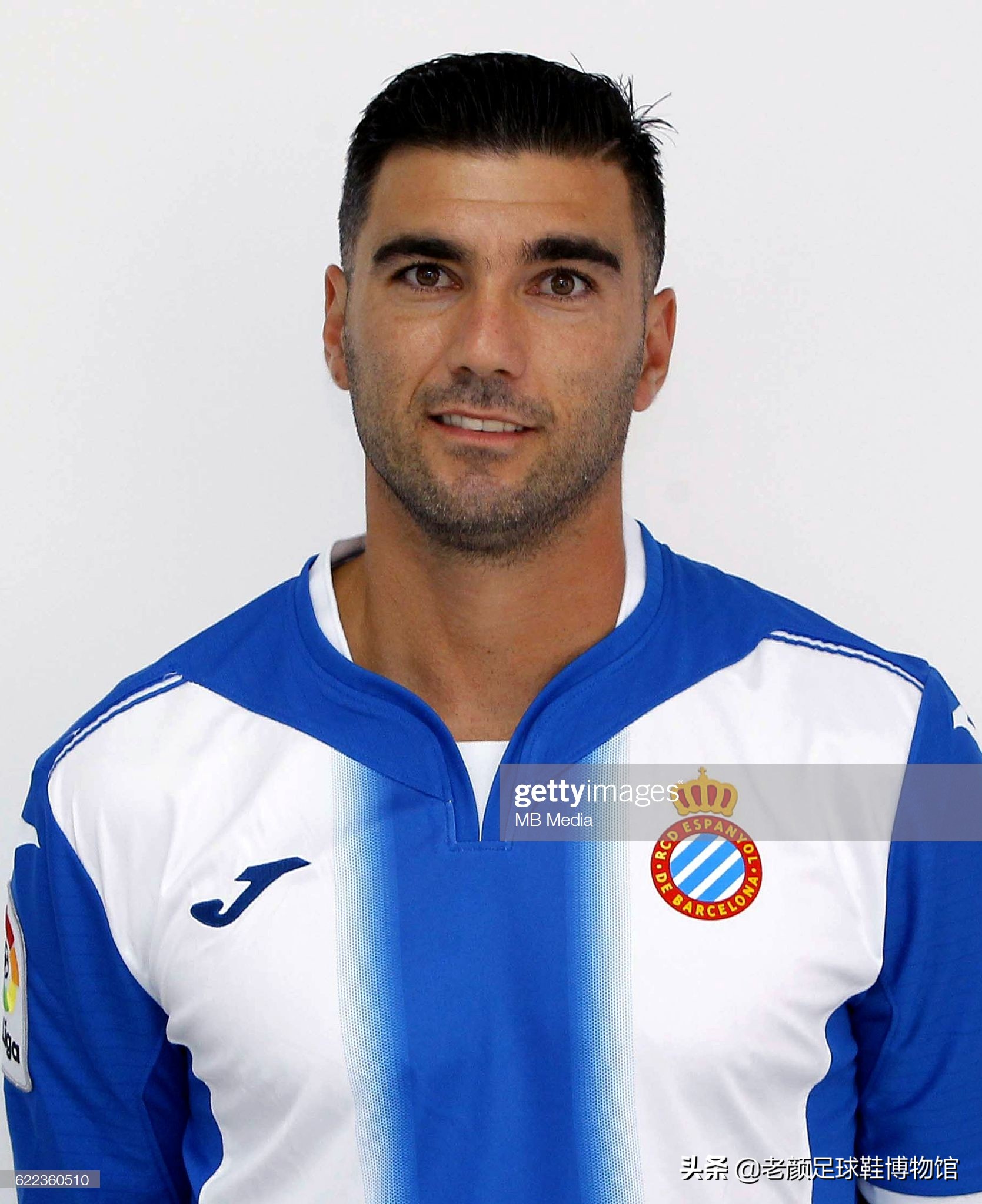 悲伤笼罩,悲伤笼罩巴黎