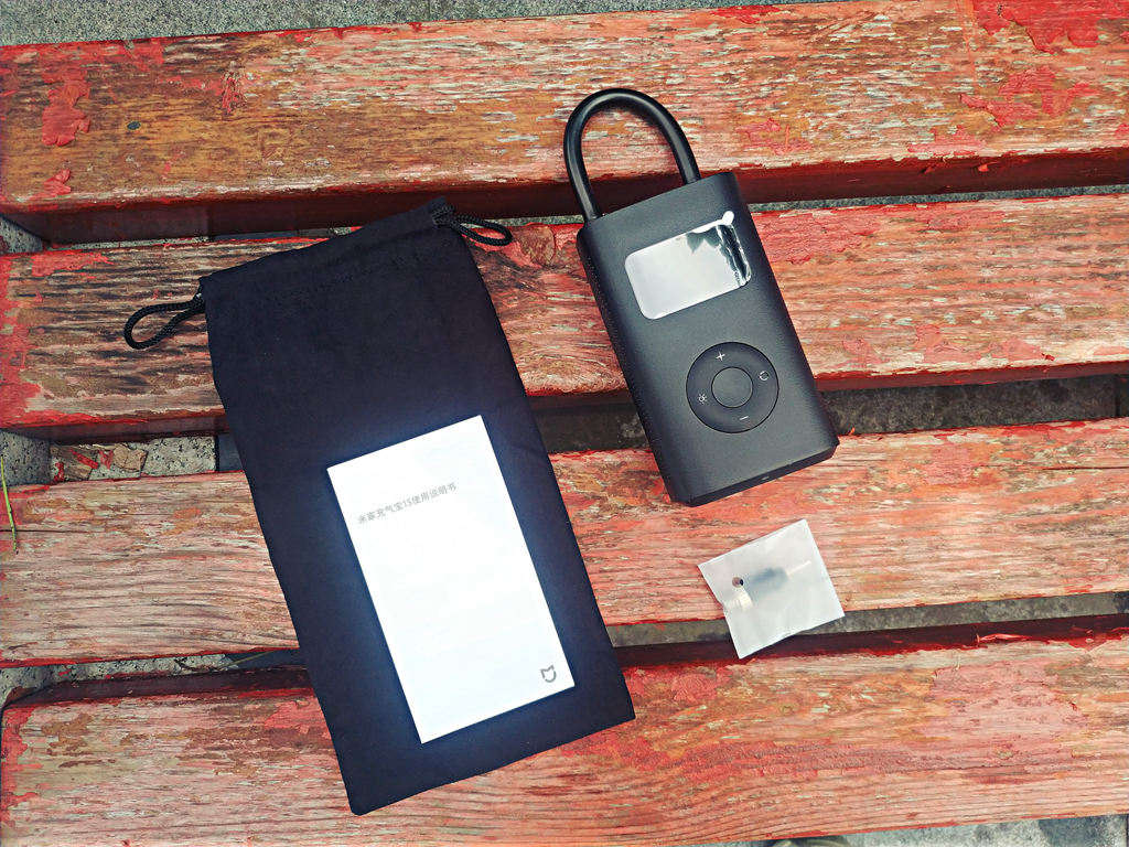 米家充气宝1s与骑行智能充气宝,米家充气宝1s充电时灯乱闪烁