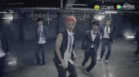 妈妈报警、六六道歉、资本弃子,到底谁令吴亦凡一步步跌落神坛?