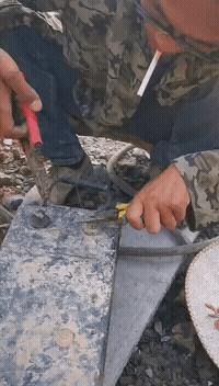 假如有异性朋友舔了一口冰激凌,如果有个女生吃你的冰淇淋怎么办