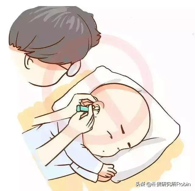 给宝宝洗澡洗的太脏怎么办,给宝宝洗澡要避开眼睛吗