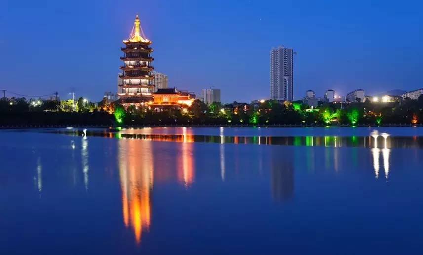 被火车拖来的城市怀化,怀化是铁路拉来的城市