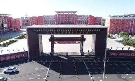 快来报名吧！盛夏到“草原避暑之都”来踢球~~~