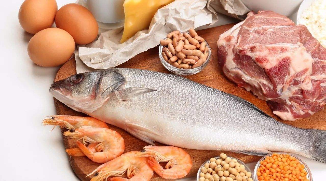 6个月喂米糊还需要喂粥吗,六个月宝宝喂大米饭会怎样