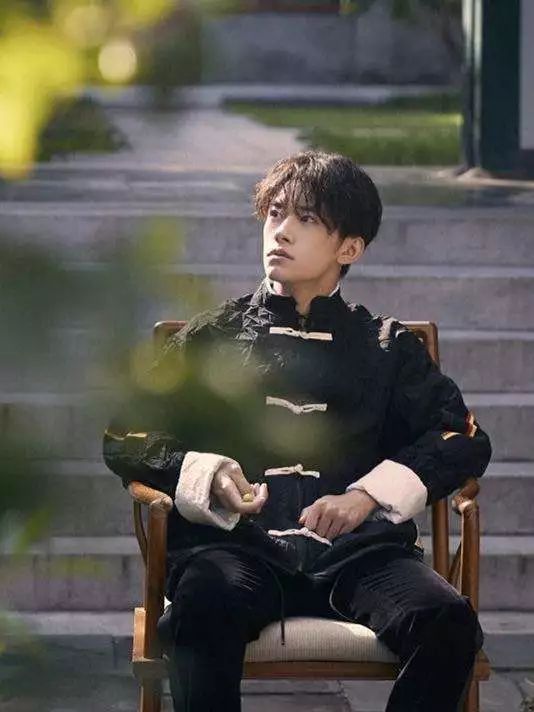 易烊千玺早期名气,易烊千玺为啥是发展最好的一个