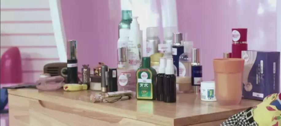 别再被骗了！女明星们其实真的不怎么用便宜货！