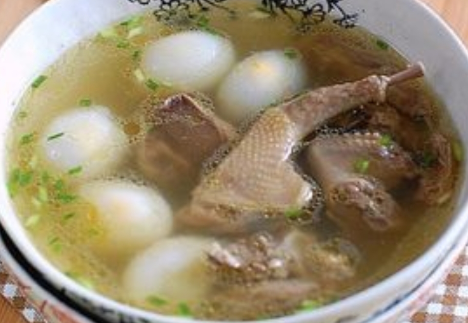 鸽子汤自己在家炖怎么炖才好喝,鸽子汤怎么炖好喝又营养又没腥味