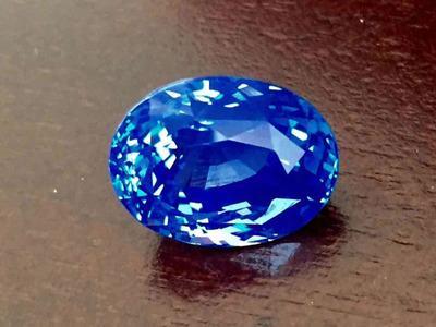 斯里兰卡蓝宝石怎么分等级,斯里兰卡蓝宝石颜色淡好不好