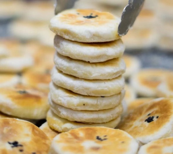 百年饼香系乡情,潮汕人心中家乡的味道,忘不了的香脆细腻