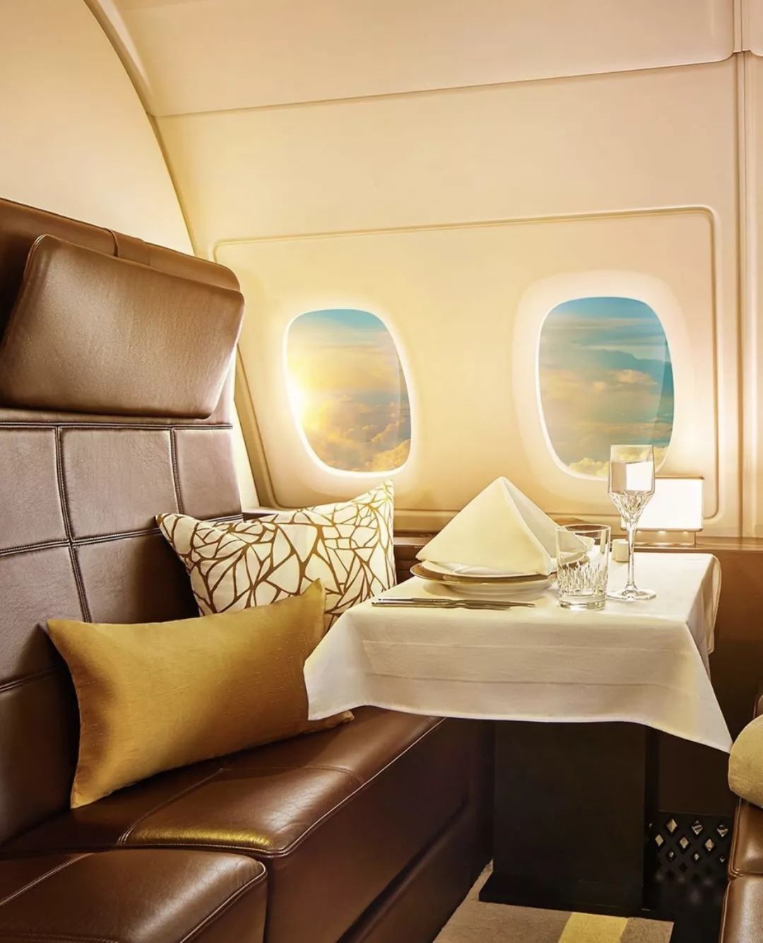 买头等舱可以享受贵宾厅吗,商务舱需要买贵宾厅休息室吗