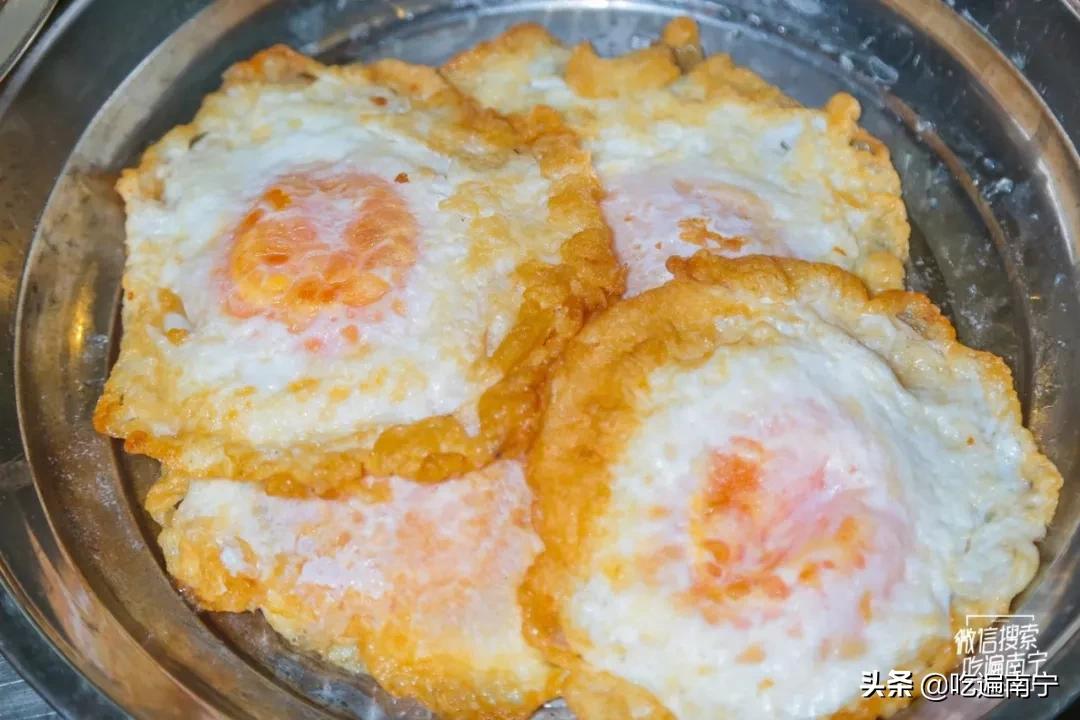 建政路柳州螺蛳粉,半夜两点还开的柳州螺蛳粉