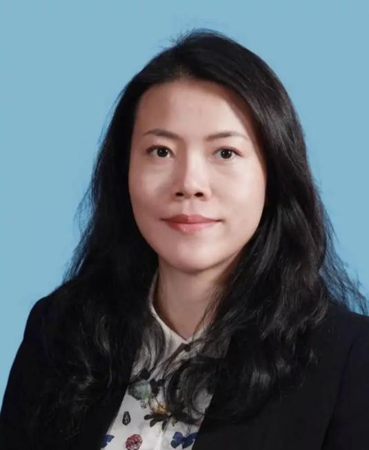 王健林的父子现状,王健林父子差距