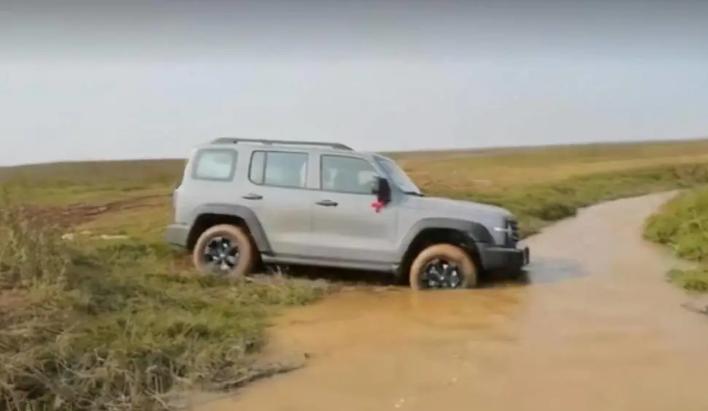 坦克300最近提车政策,坦克300车评最新官方消息