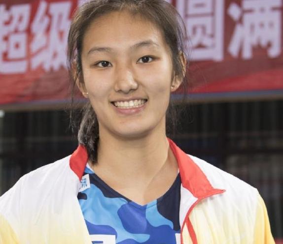 深圳女排再招4名强将，2人曾入选国家集训队，1人是丁霞接班人