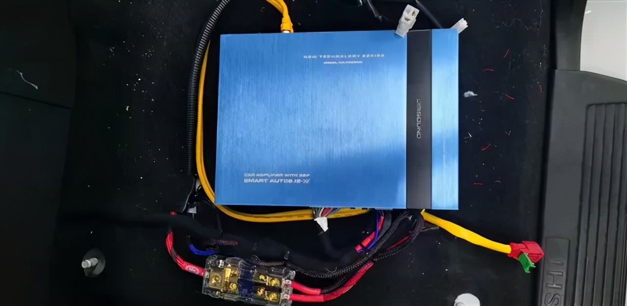 帕杰罗改装音响,帕杰罗音响改装