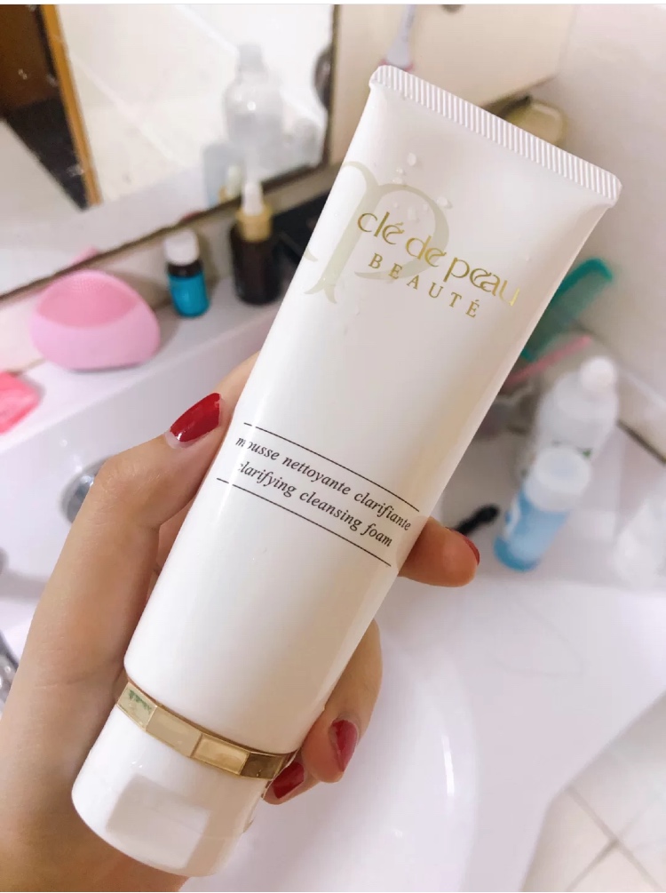 正确洗脸的方法去闭口,怎样正确洗脸方法