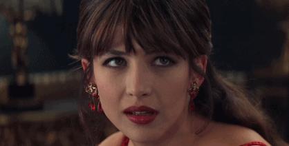 卷发老气怎么补救,直发显年轻卷发显老气