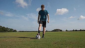 初学者学习颠球的八个建议,初学者如何学习颠球