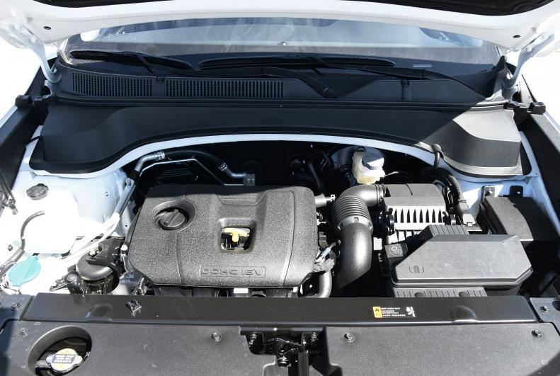 2018款起亚智跑油耗6.9,2.0l老智跑油耗多少