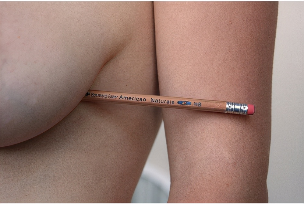 我外扩下垂又有副乳，求推荐调整型内衣？