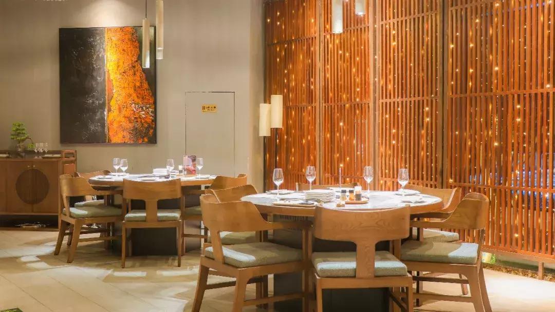 厦门超贵贵贵贵“保姆烤肉”！一口627元！借钱也要来吃……