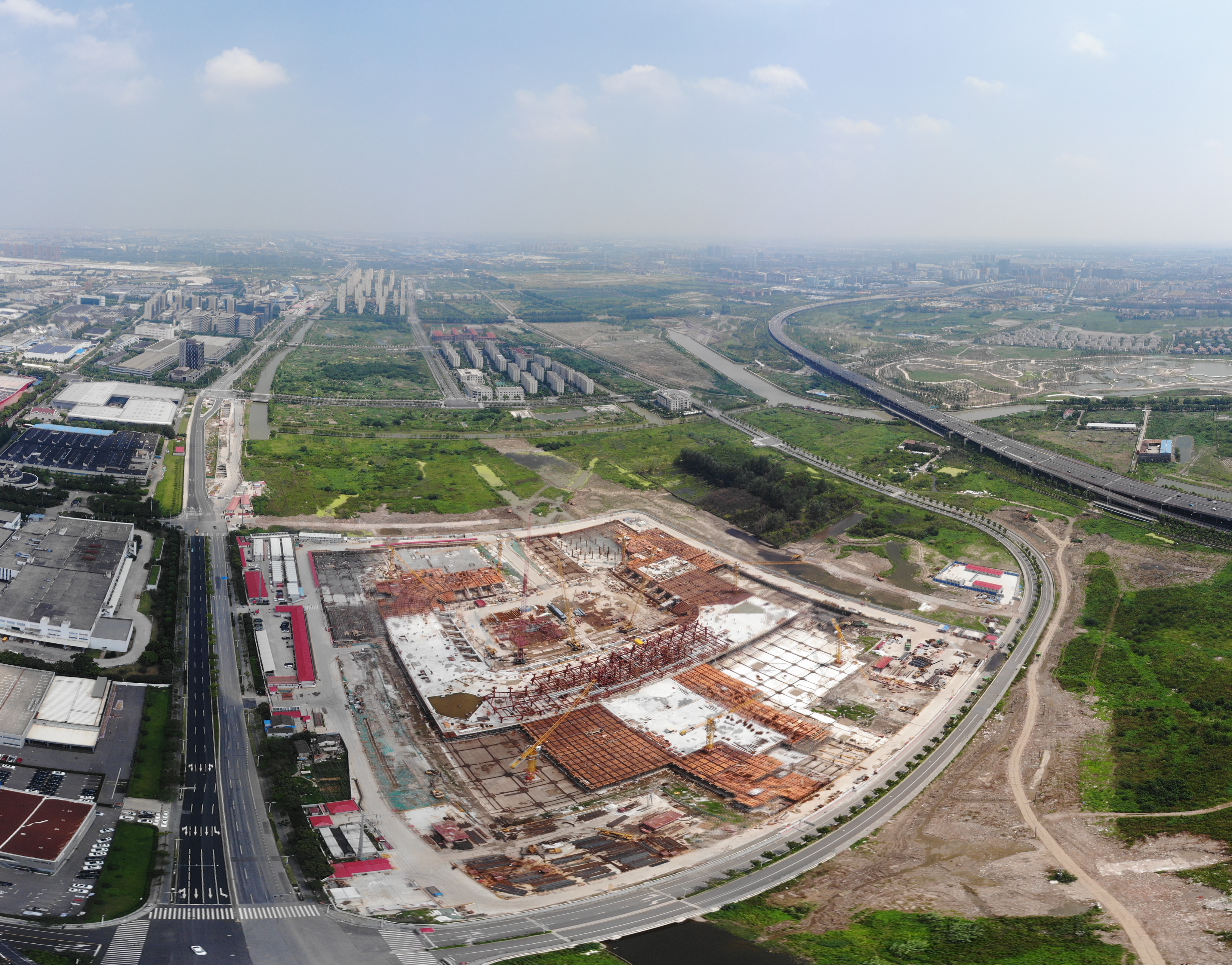 上港浦东足球场效果图,上海浦东足球场最近的比赛