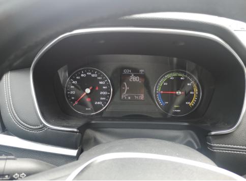 特斯拉上好用的功能,特斯拉上分神器