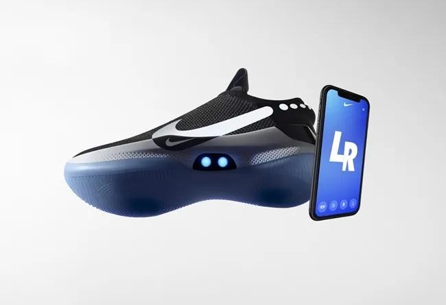 “为了这双鞋，我才买的这台iPhone”