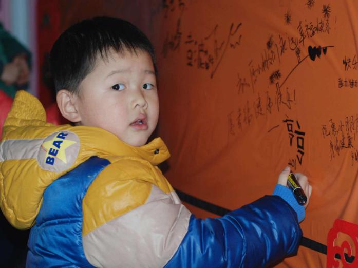 给女儿起名子怡,儿子名字叫子怡