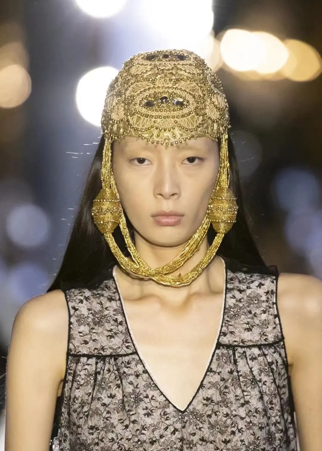 上海百场大秀时装周,百场大秀上海时装周