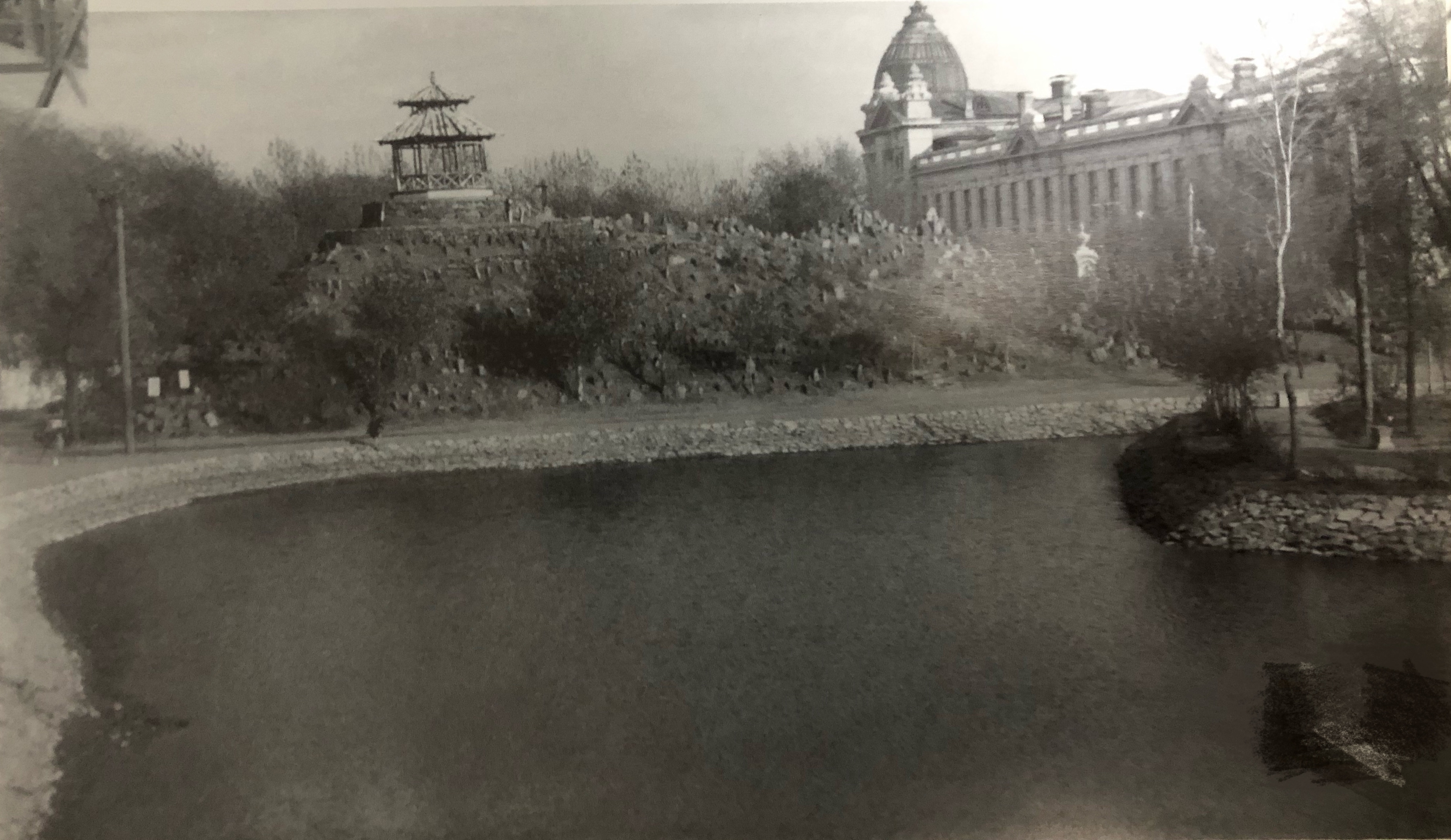 哈尔滨70年代动力区前进街老照片,哈尔滨老市政府大楼老照片