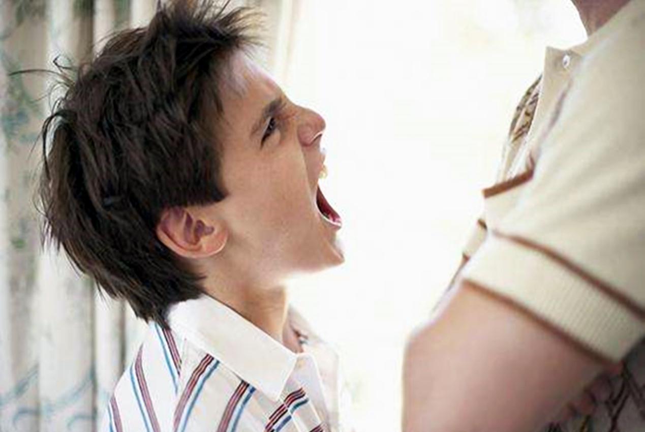 孩子脾气暴躁情绪不稳定怎么治疗,孩子如何控制脾气暴躁易怒