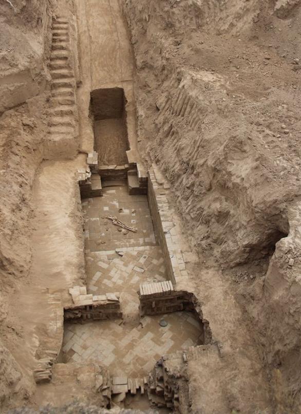 现实中的盗墓真的有机关吗,现实中盗墓的真实视频