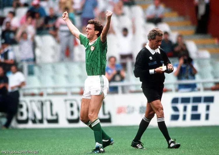 亨利手球助攻绝杀,南非世界杯预选赛亨利手球