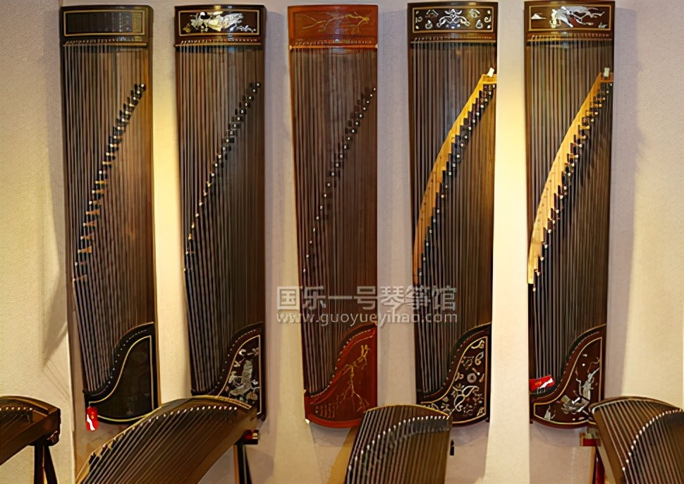 初学古筝买什么品牌的好,初学古筝买什么样的古筝最好