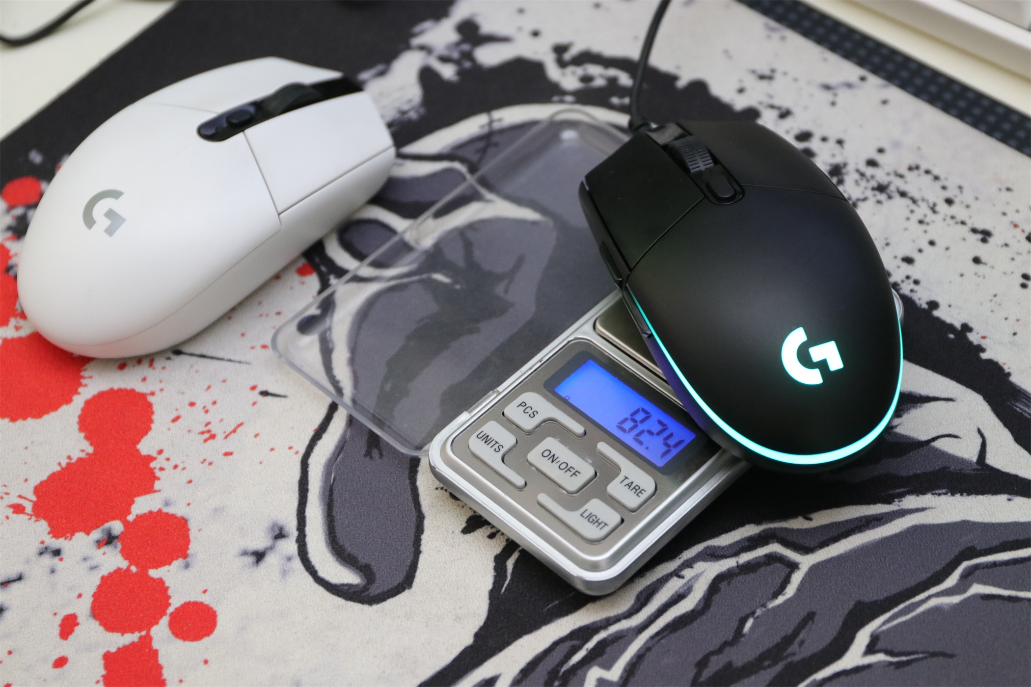 轻量化鼠标性价比推荐,200到300无线轻量化鼠标