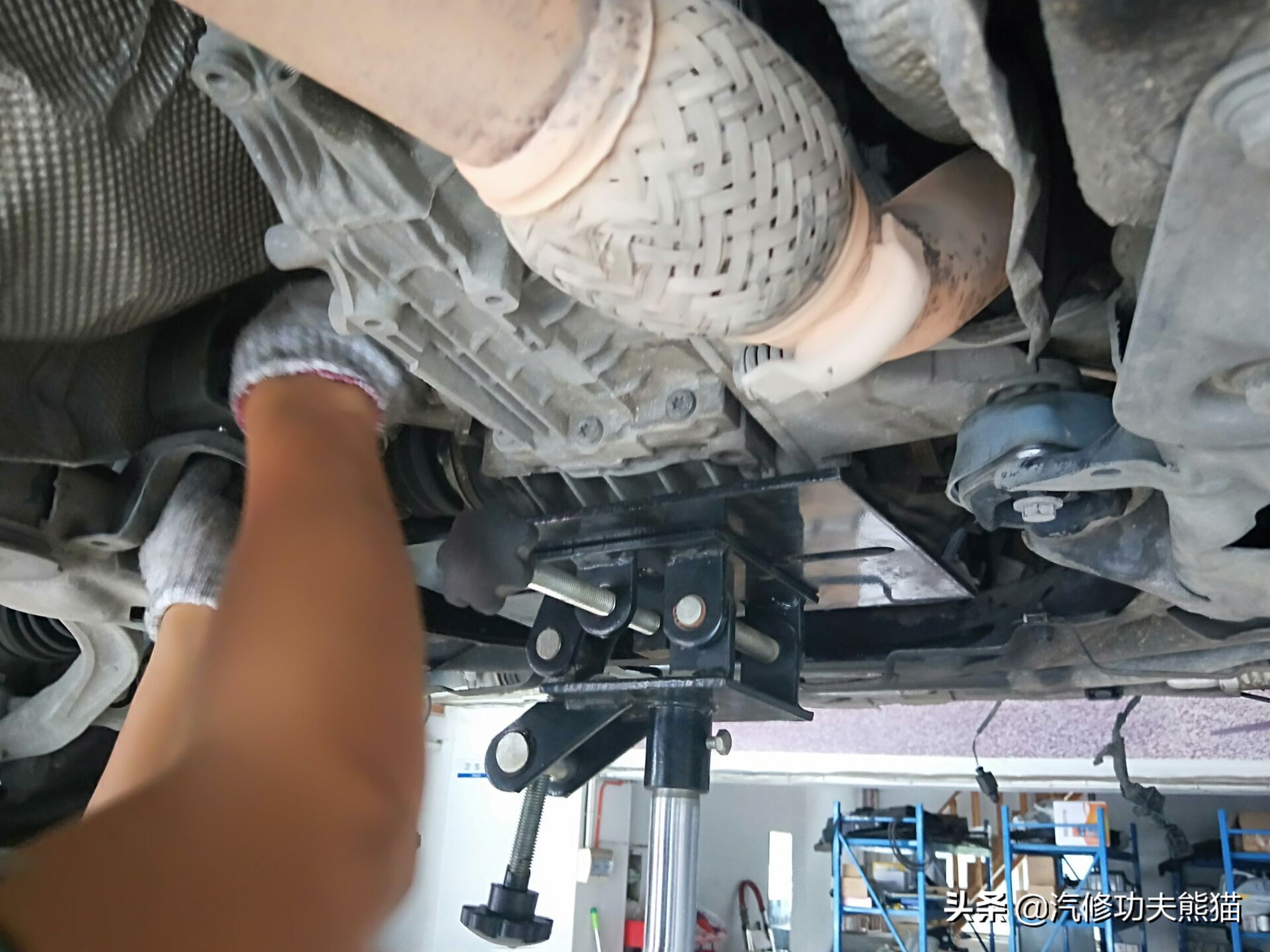 奥迪a61.8发动机大修费用,老款奥迪a6六缸发动机大修全过程