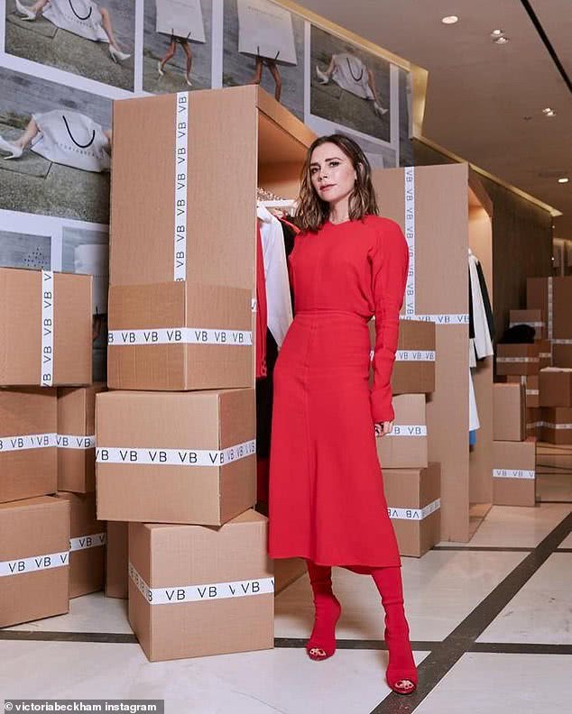 维多利亚贝嫂发型变化,贝嫂维多利亚素颜