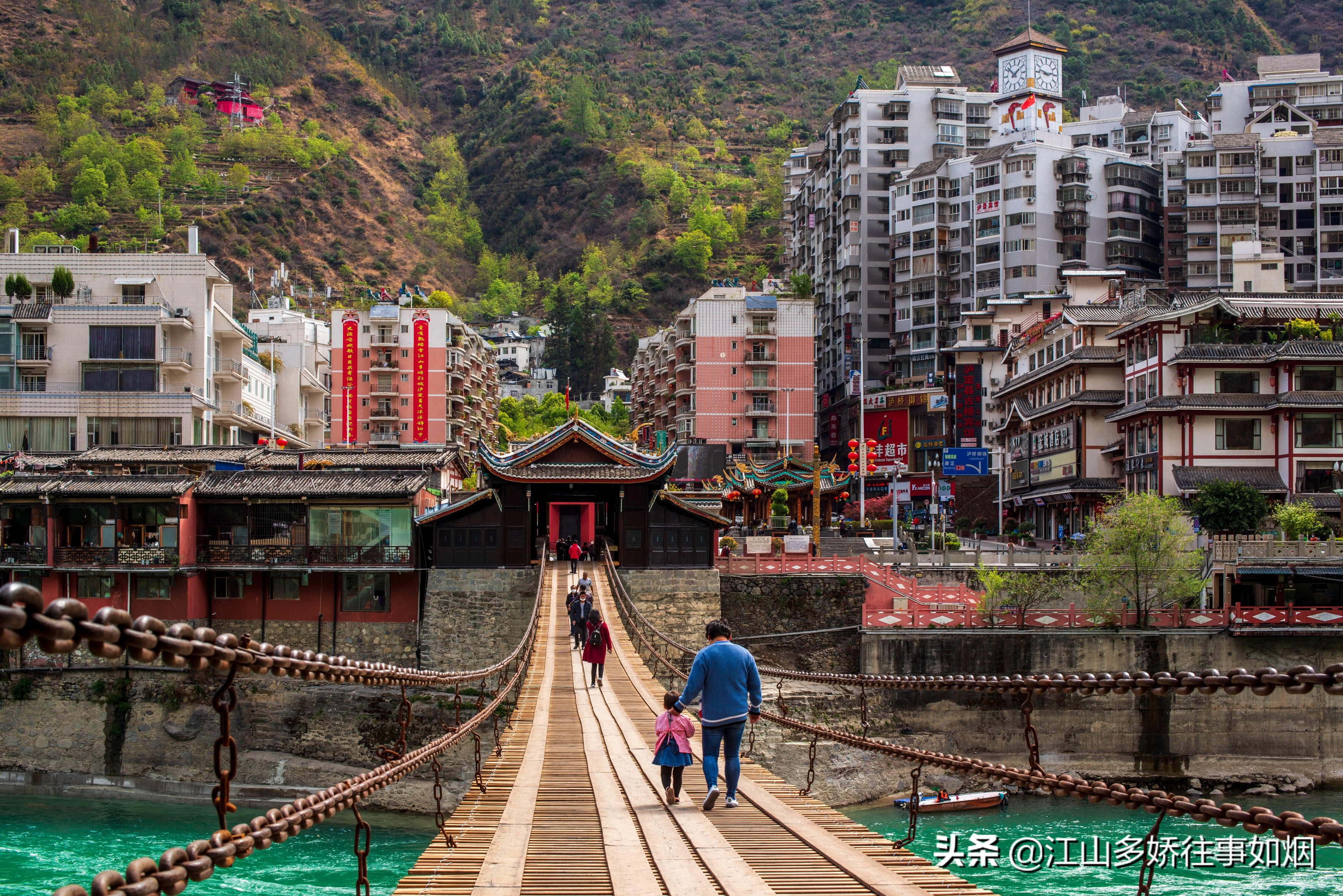 飞夺泸定桥是哪个军长指挥的,指挥红军夺取泸定桥的团长