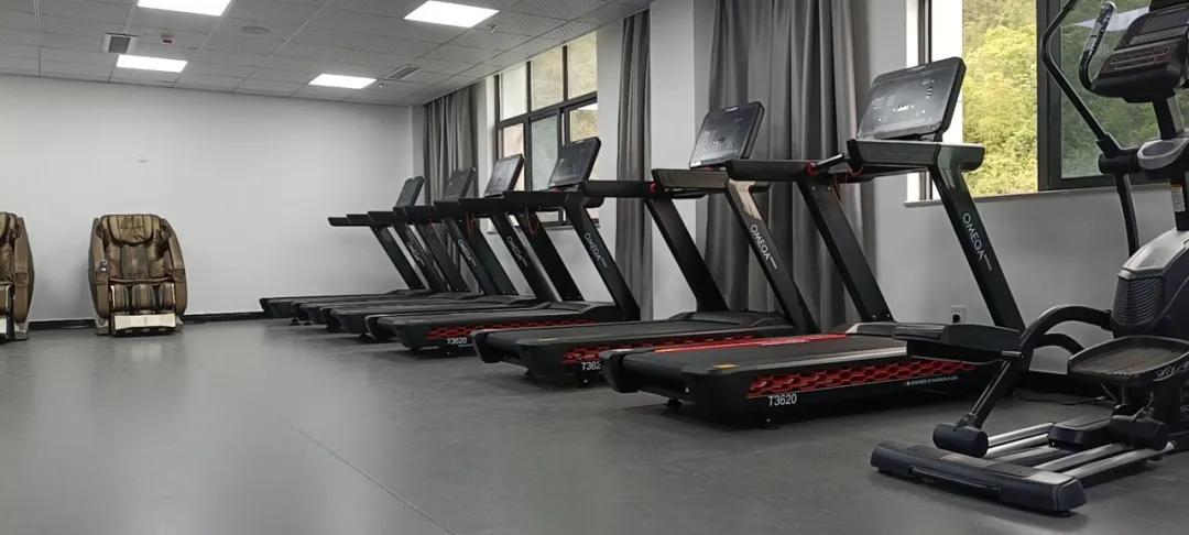 贵州某*防队消**健身房，“蓝朋友”们的健身伙伴