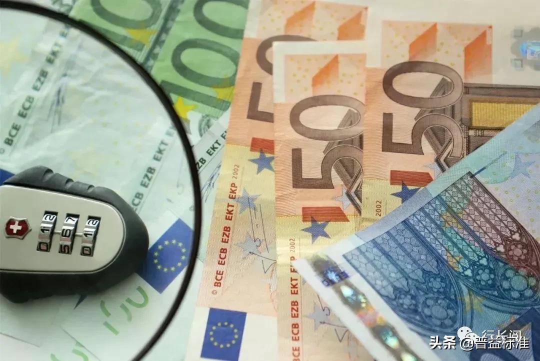 电影里的黑钱为什么存在瑞士银行,电影里黑钱为什么都存进瑞士银行