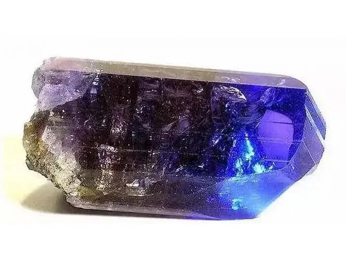 电影泰坦尼克号海洋之心,泰坦尼克号的海洋之心全名是什么